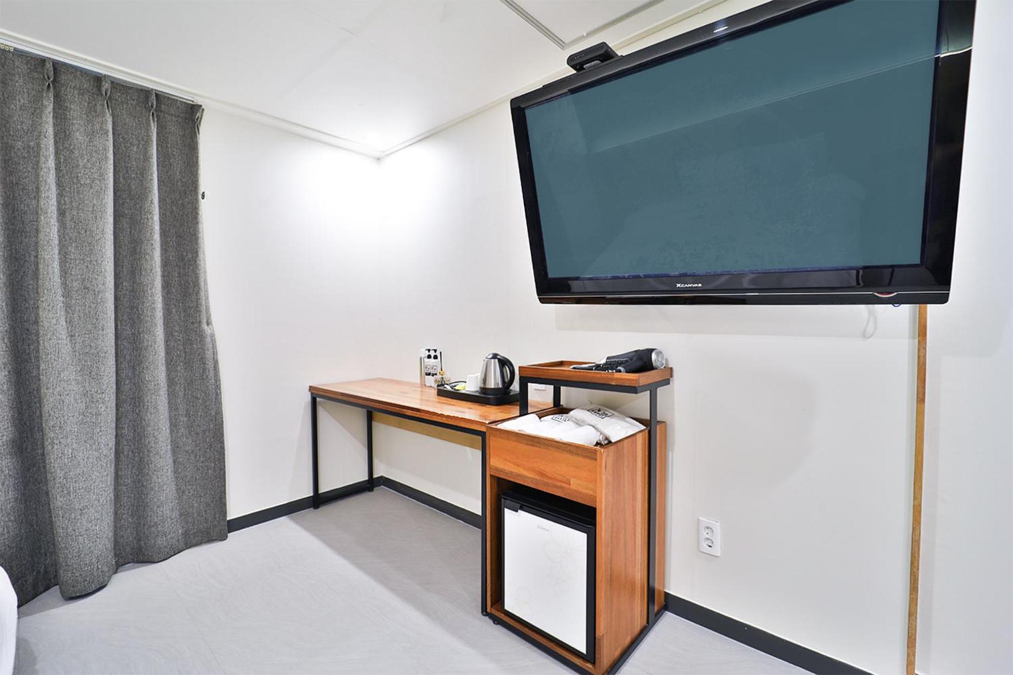 Calm Rest Hotel Busan Sasang エクステリア 写真
