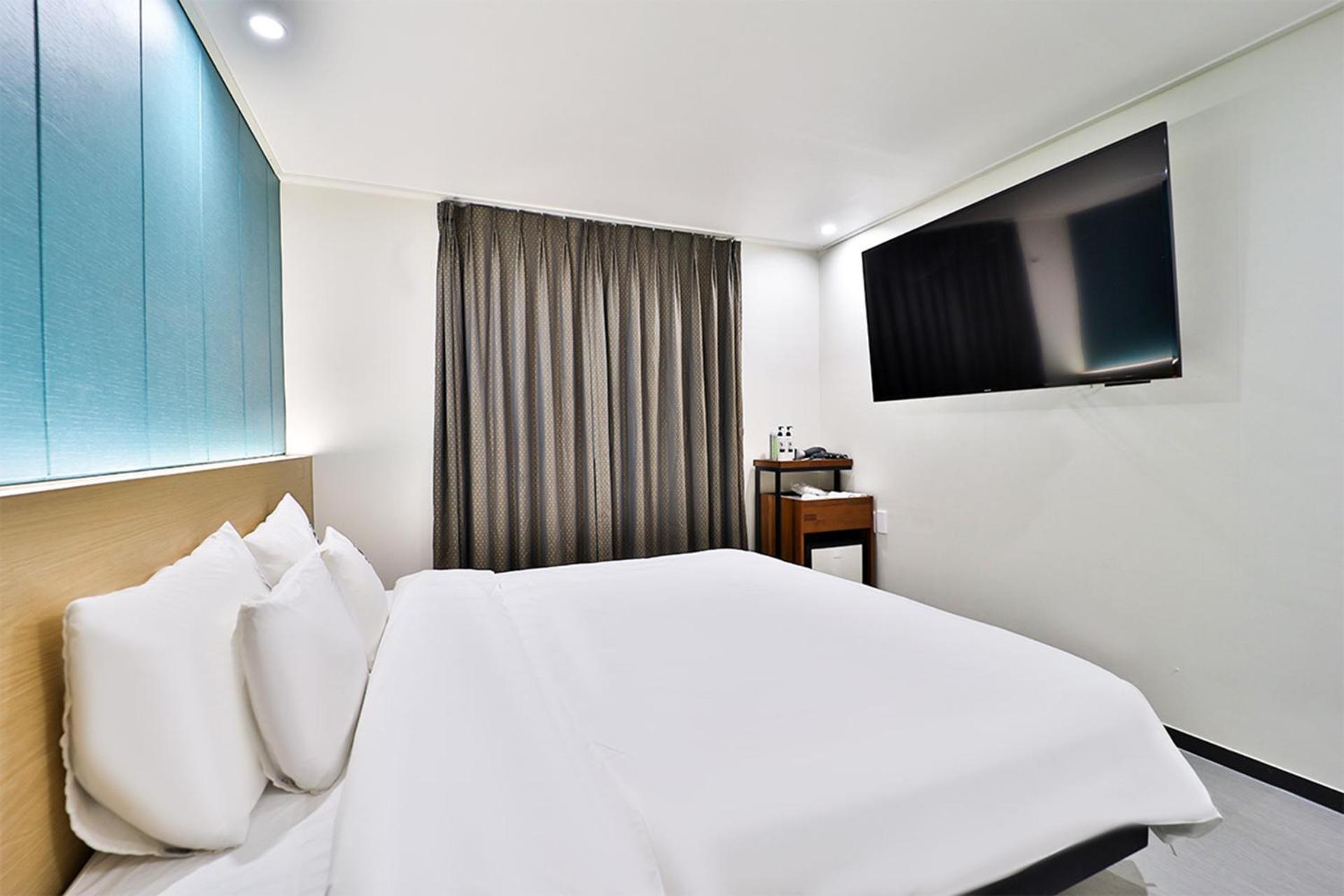 Calm Rest Hotel Busan Sasang エクステリア 写真