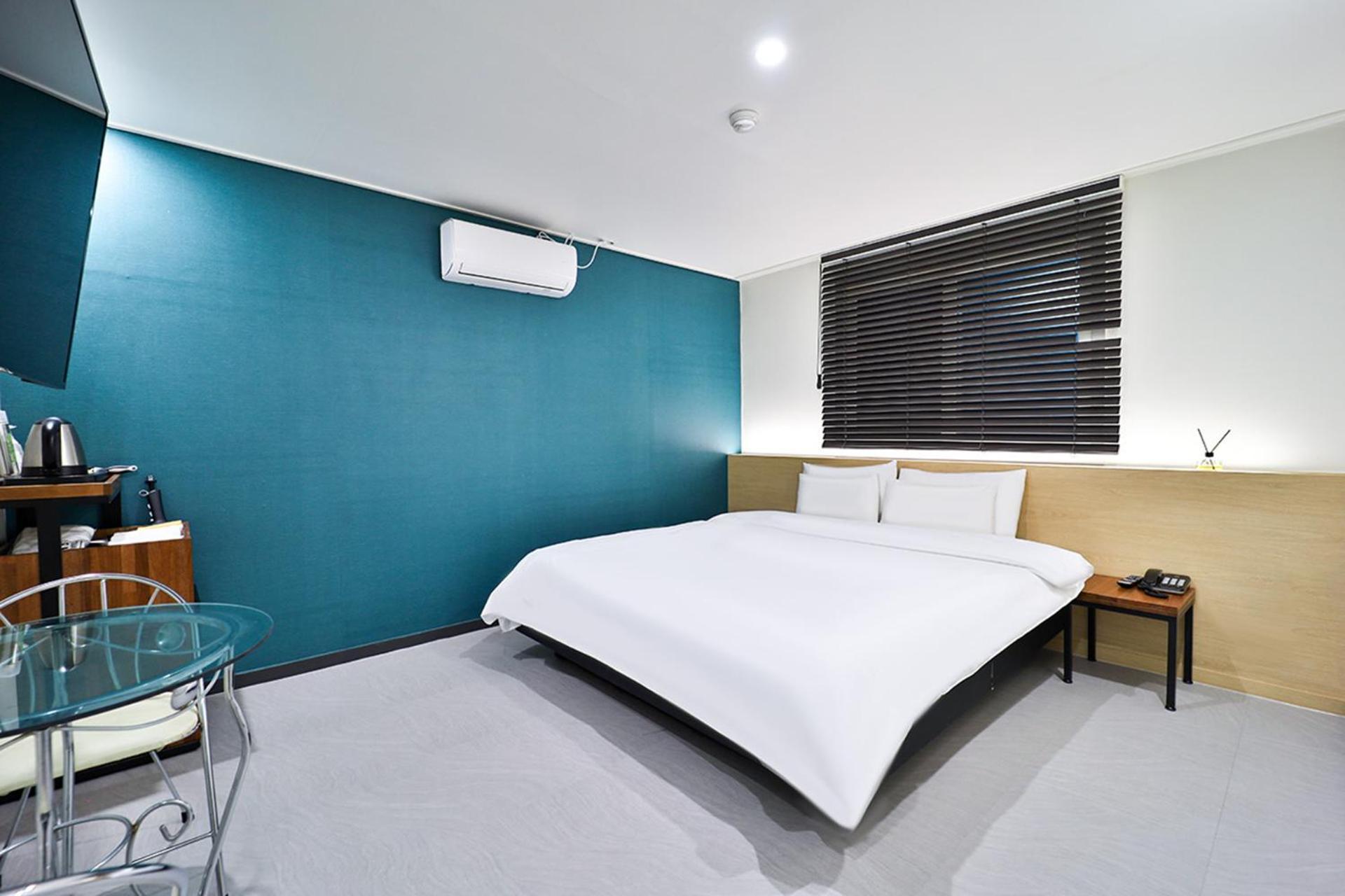 Calm Rest Hotel Busan Sasang エクステリア 写真