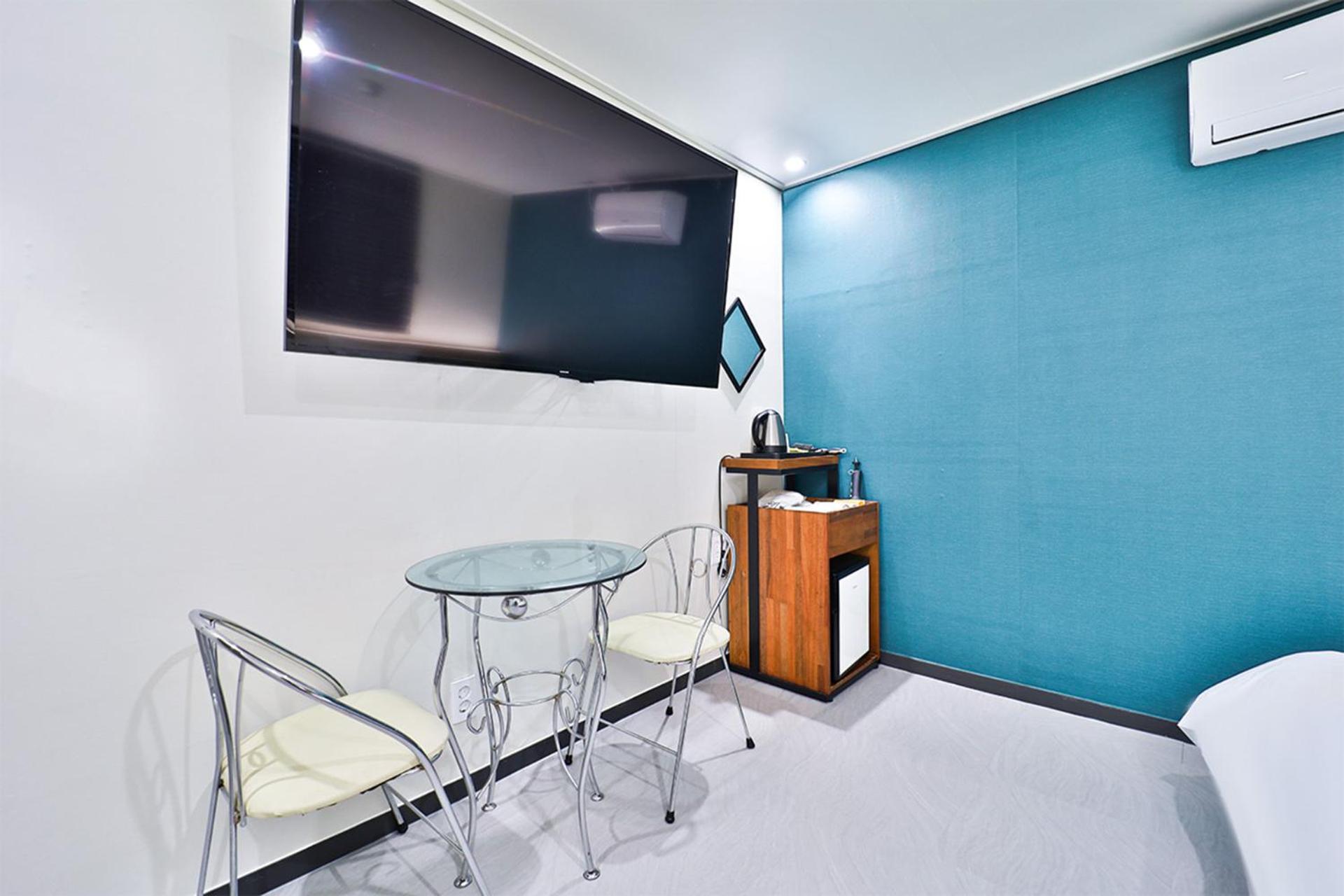 Calm Rest Hotel Busan Sasang エクステリア 写真