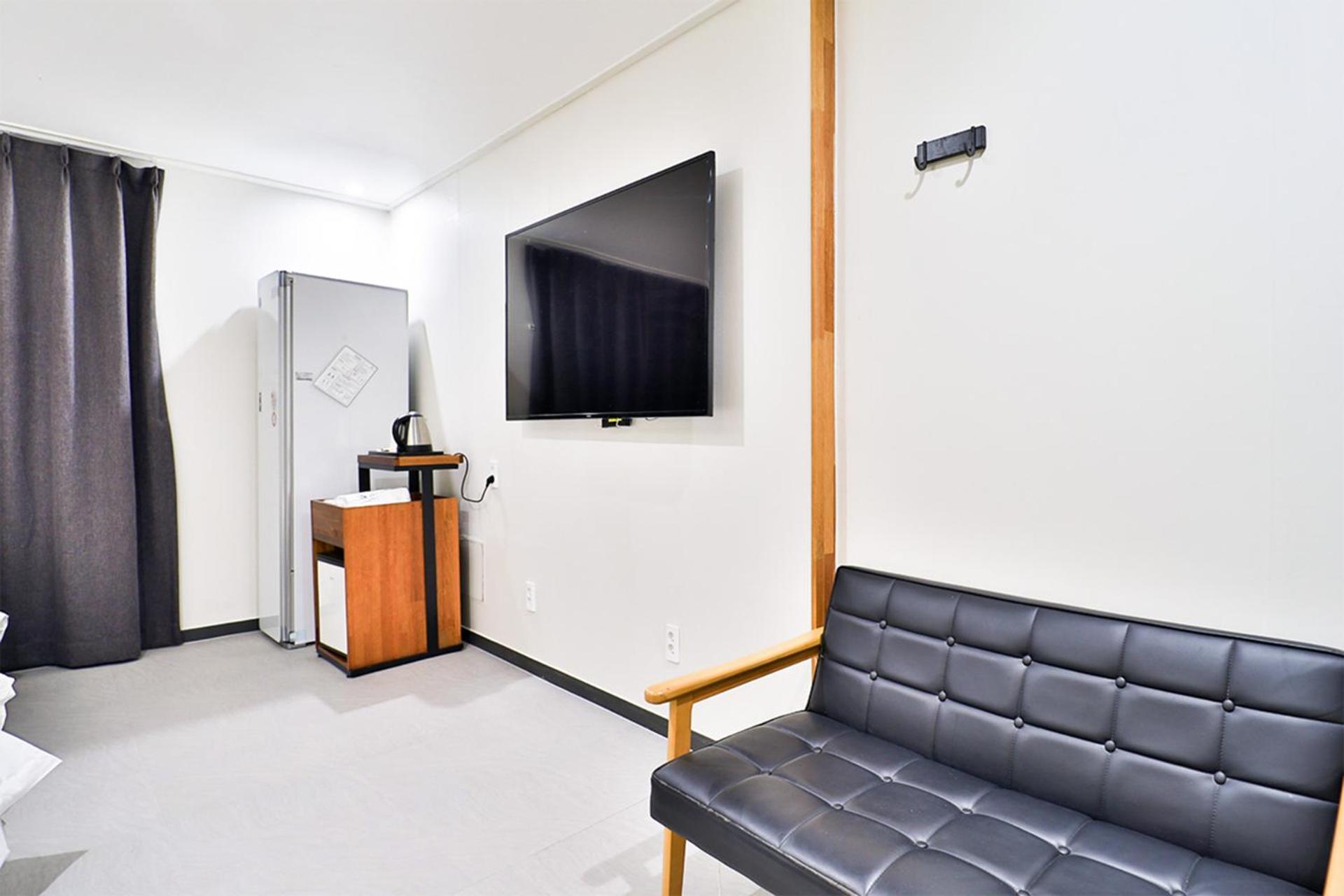 Calm Rest Hotel Busan Sasang エクステリア 写真
